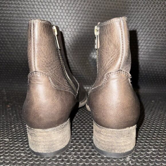 Frye Brooke Short Inside Zipper Brown Smoke Leather Bootie Women’s Size 7B - Picture 3 of 8